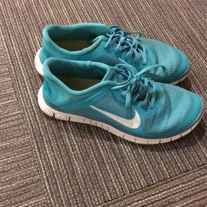 Women’s Nike shoes